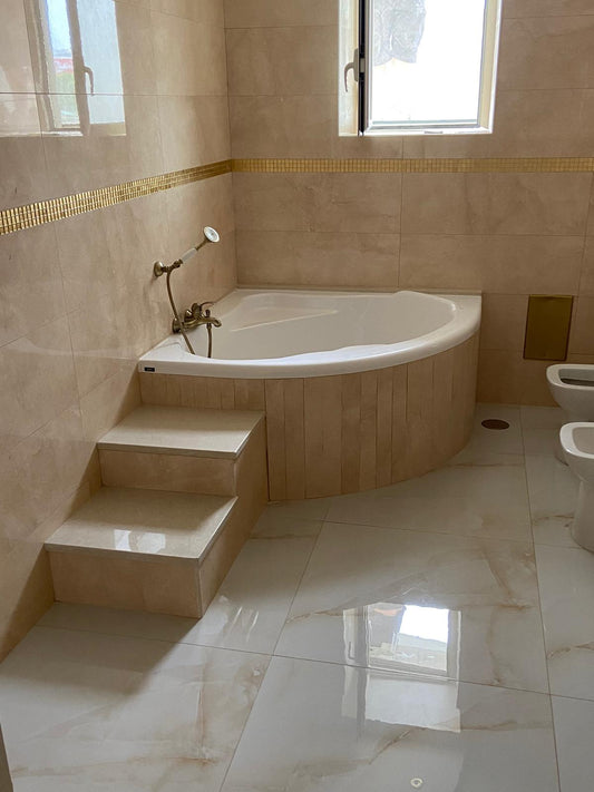 Piastrelle 30.5x91.5 Delux beige marmo rettificato lucido