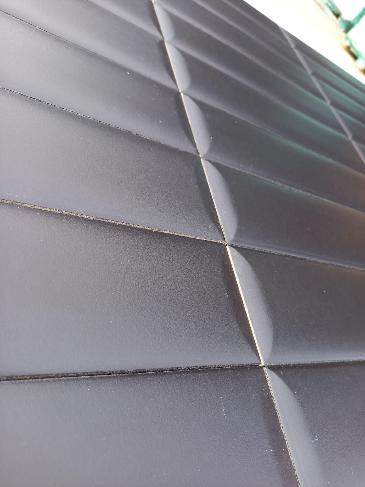 Piastrelle 7.5x30 Nero wide diamantato