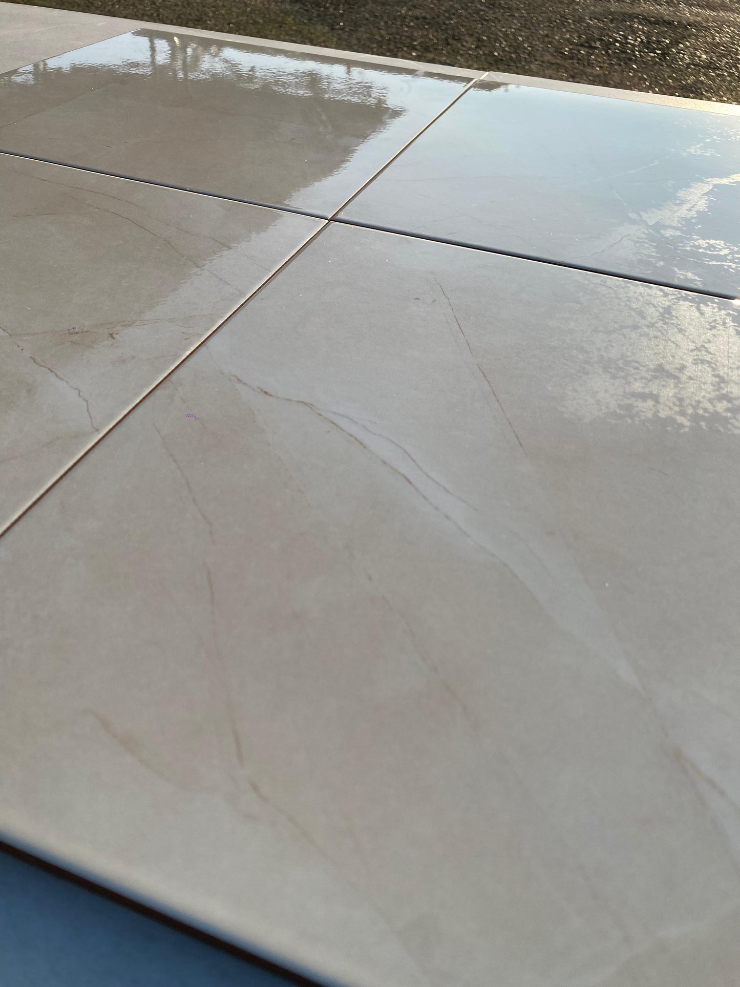 Piastrelle 33x33 Pulpis beige lucido marmo