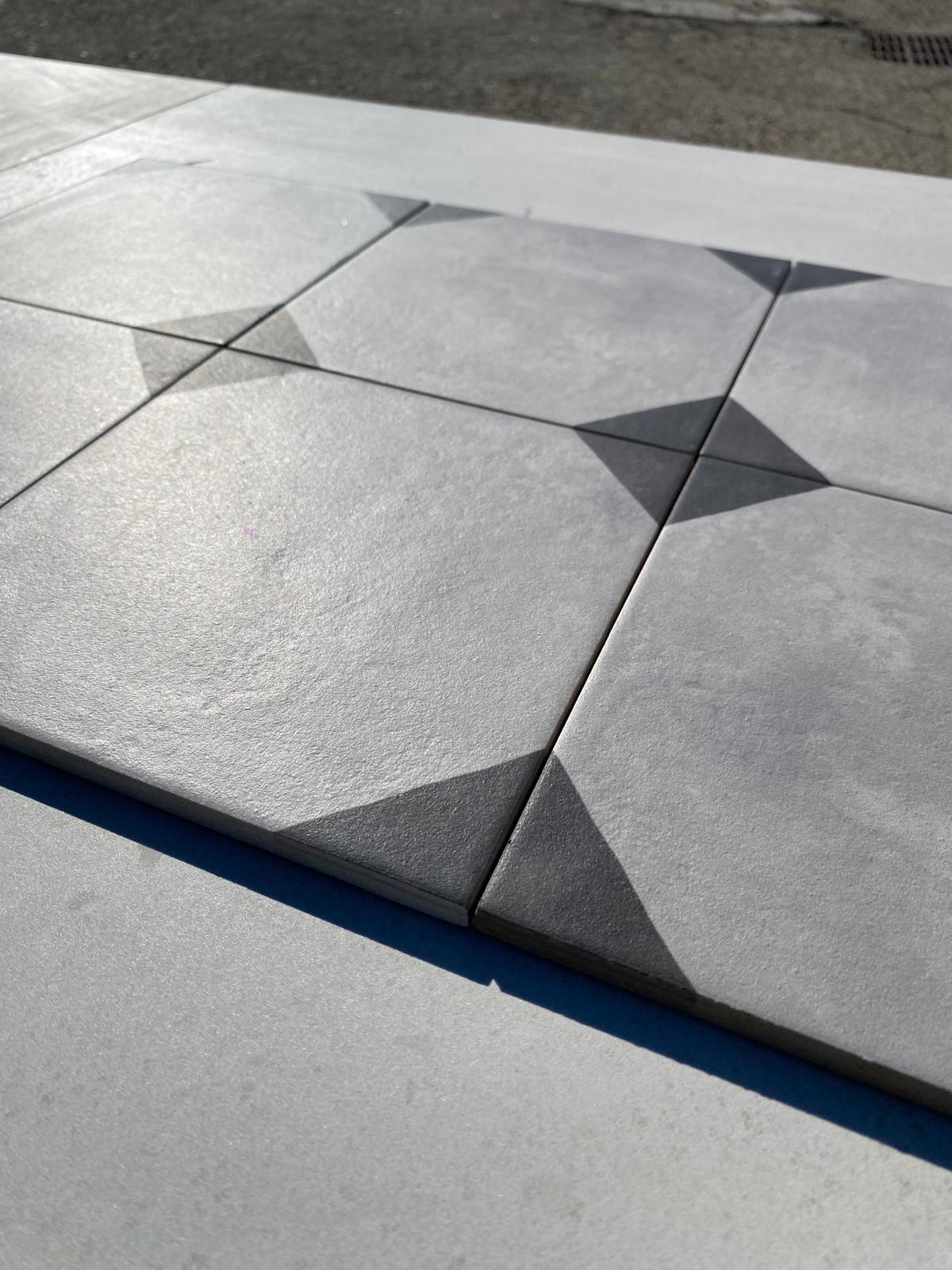Piastrelle 20x20 Serie Terra ottagono f bianco nero matt