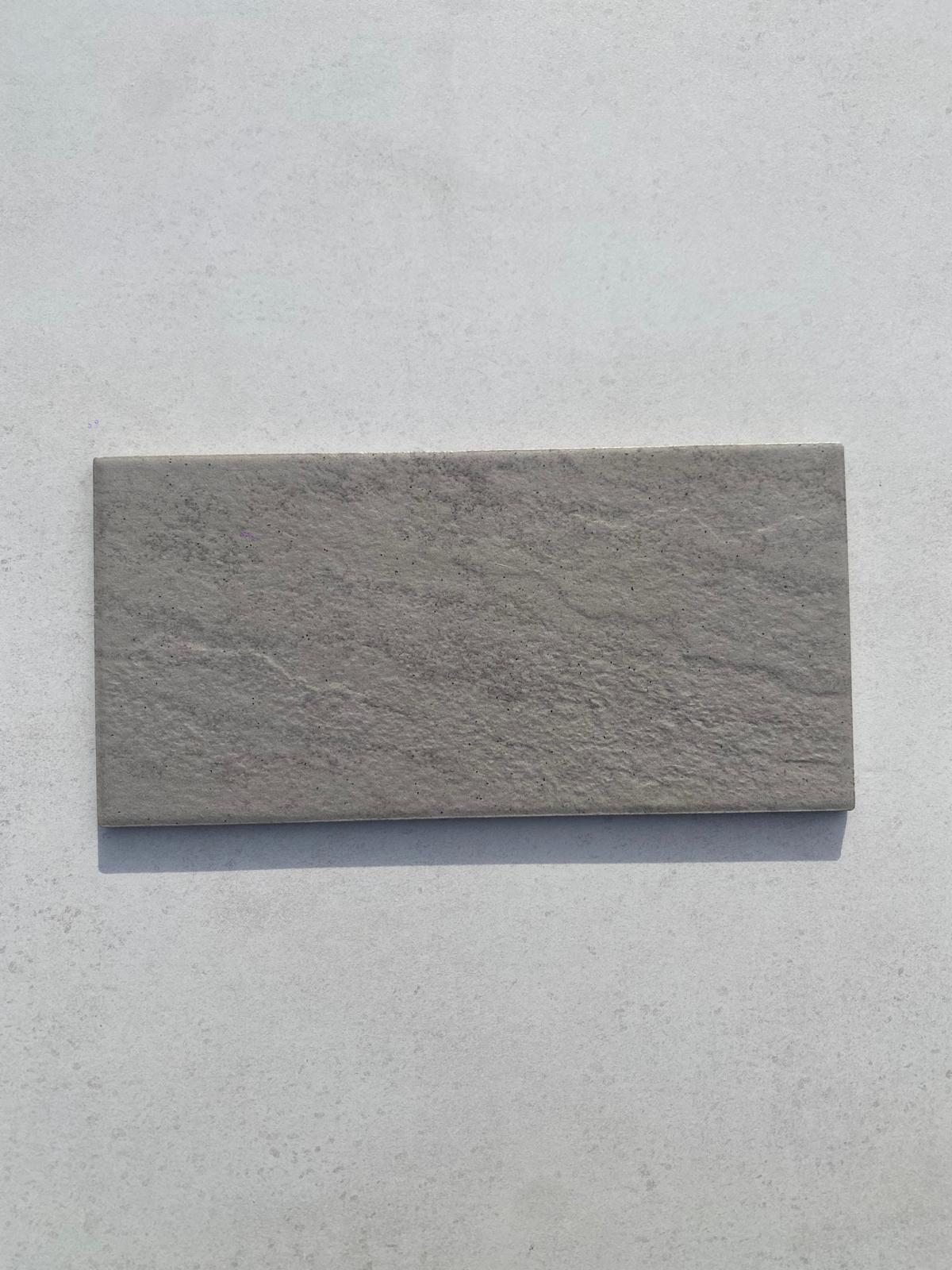 Piastrelle 15x30 Quarzo silver pietra da esterno R11