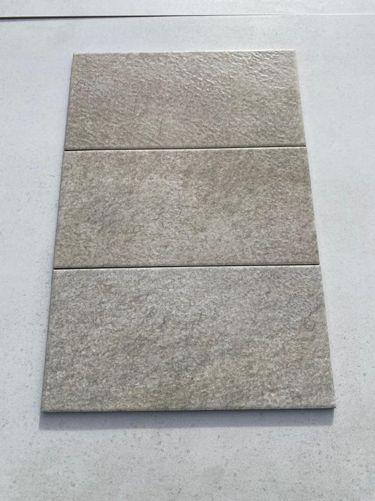 Piastrelle 16.5x33 Pietra almond da esterno R9