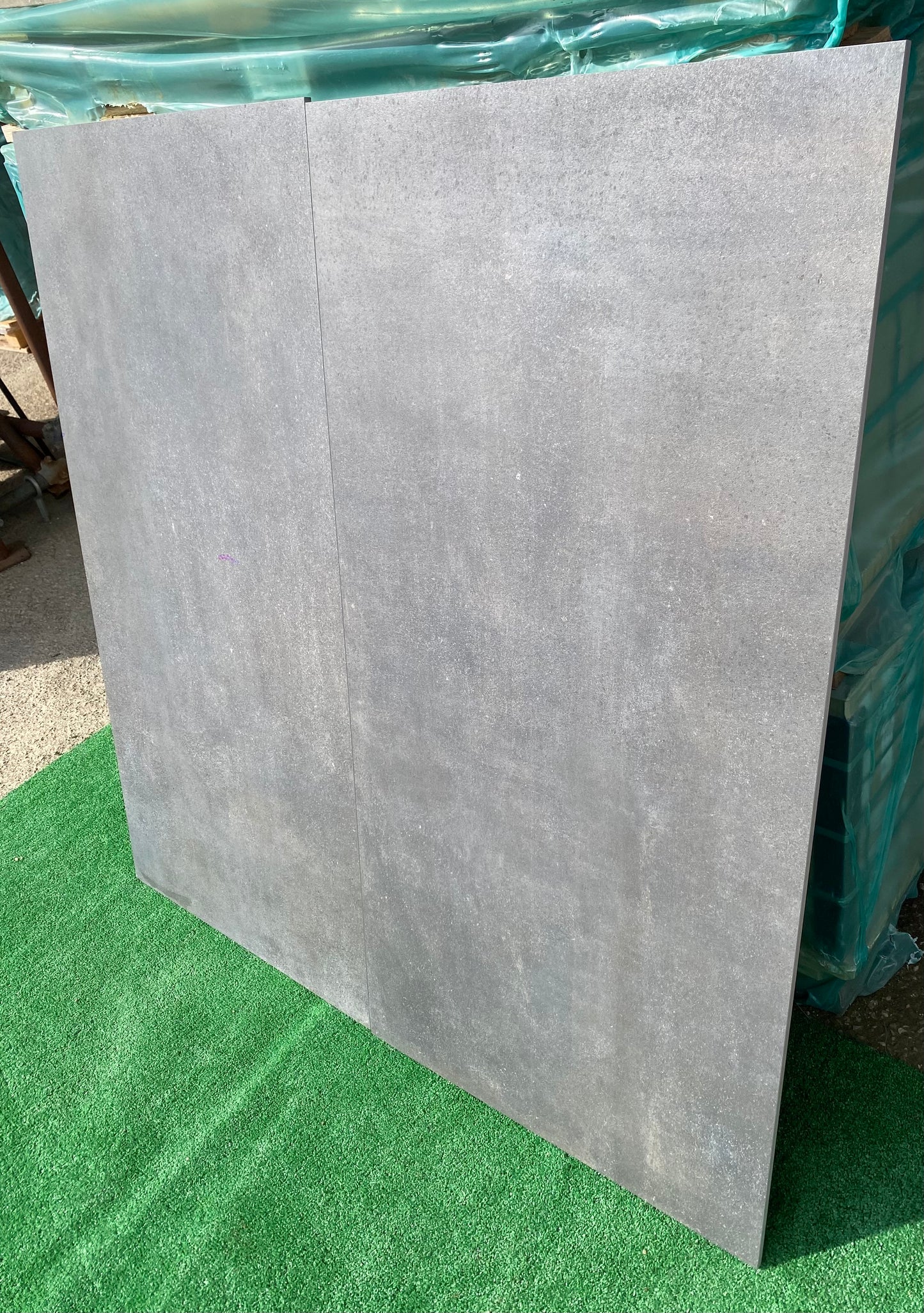 Piastrelle 60x120 Stonecloud dark rettificato grigio cemento matt