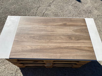 Piastrelle 20x120 Dalmazia noce rettificato matt