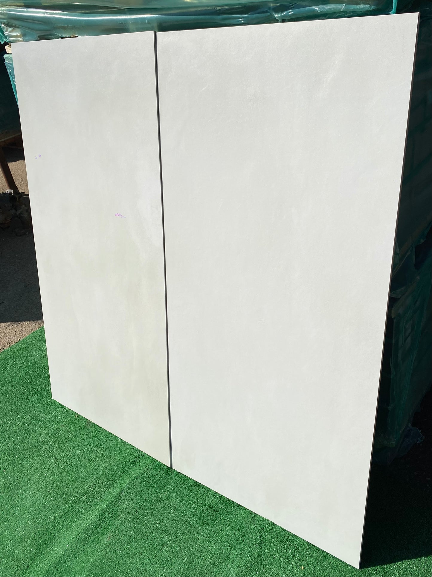 Piastrelle 60x120 Vulcanica platino rettificato bianco matt