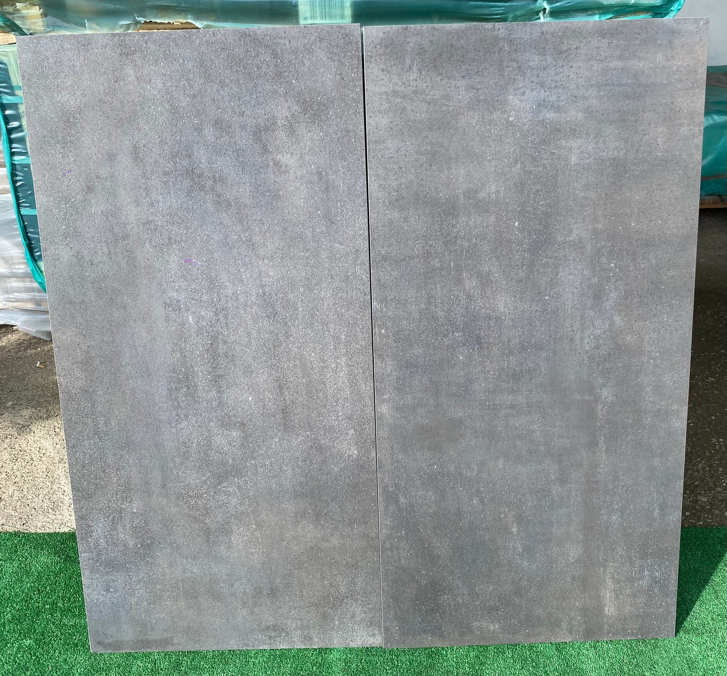 Piastrelle 60x120 Stonecloud dark rettificato grigio cemento matt