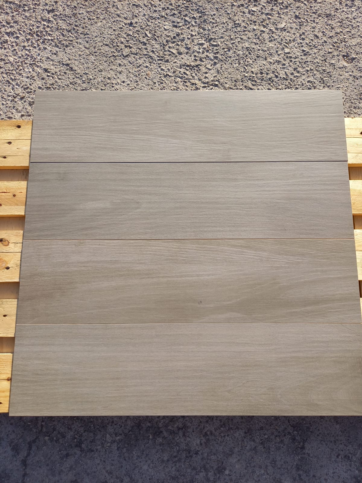 Piastrelle 22.5x90 Nu quercia rettificato matt