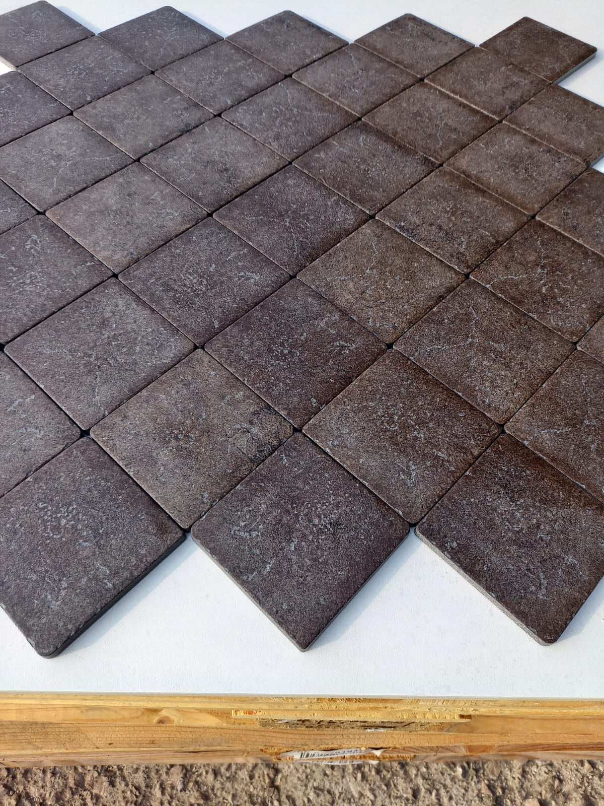 Piastrelle 10x10 Mod mom tabacco matt