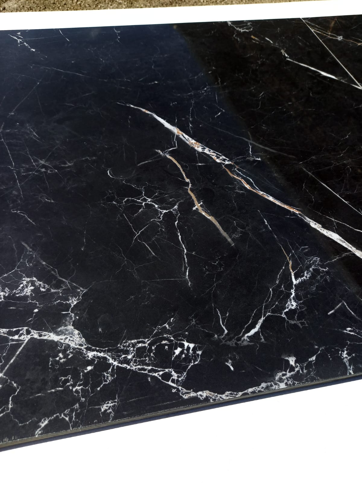 Piastrelle 60x60 Murano noir brill gold rettificato glossy