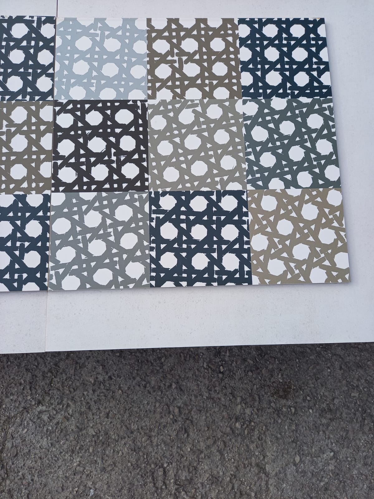 Piastrelle 60x60 Area 50 texture white rettificato matt