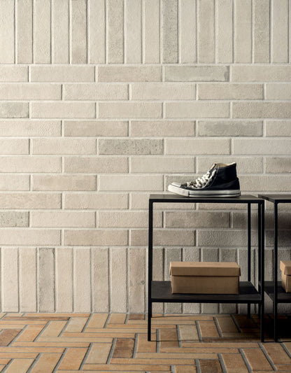 Piastrella 7.5x30 Bricklane bianco sfumato