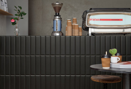 Piastrelle 7.5x30 Nero wide diamantato