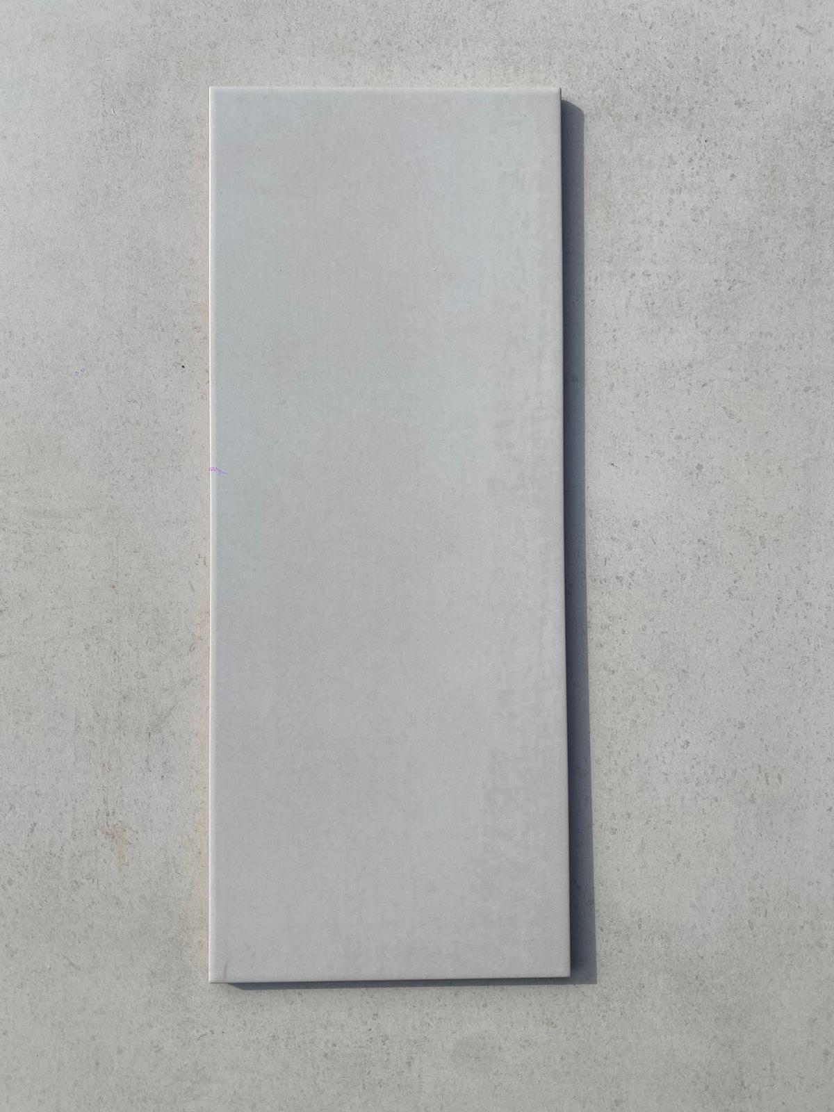 Piastrella 20x50 Land gris