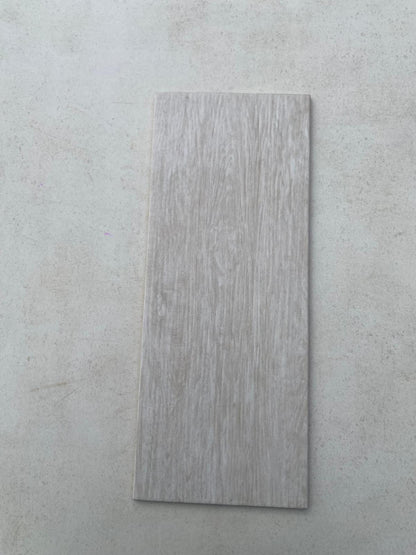 Piastrella 20x50 Legno grey