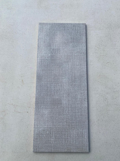 Piastrelle 20x50 Texture grigio glossy