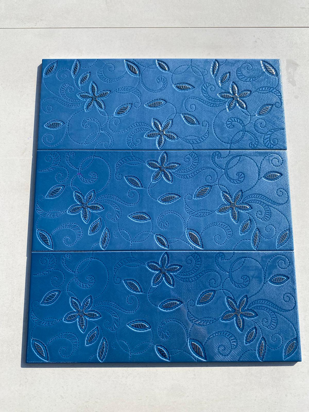 Piastrelle 20x50 Tiffany elegance zaffiro decoro blu lucido in rilievo