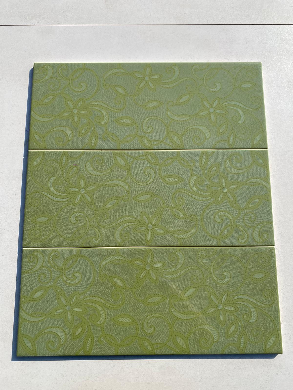 Piastrelle 20x50 Tiffany serigrafato smeraldo decoro verde lucido