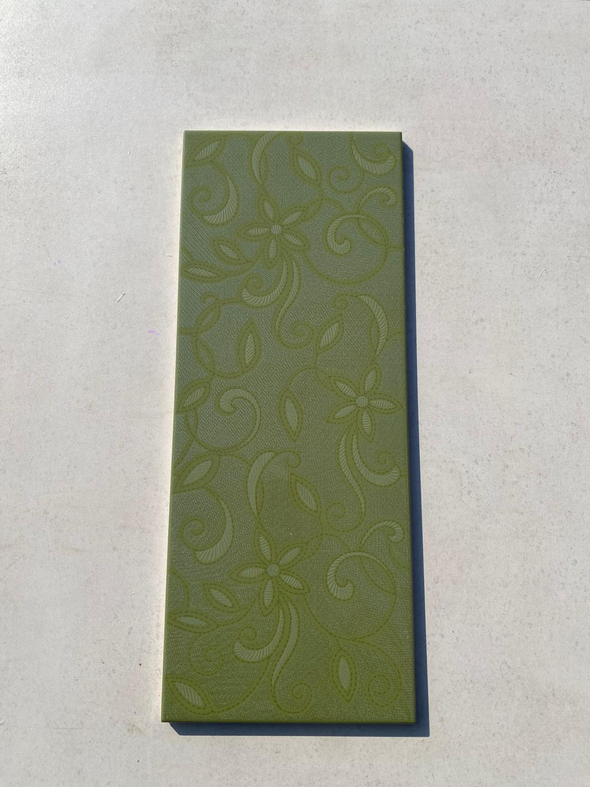 Piastrelle 20x50 Tiffany serigrafato smeraldo decoro verde lucido