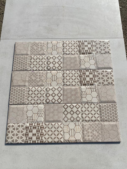 Piastrelle 20x60 Insaf crema marrone decoro in rilievo