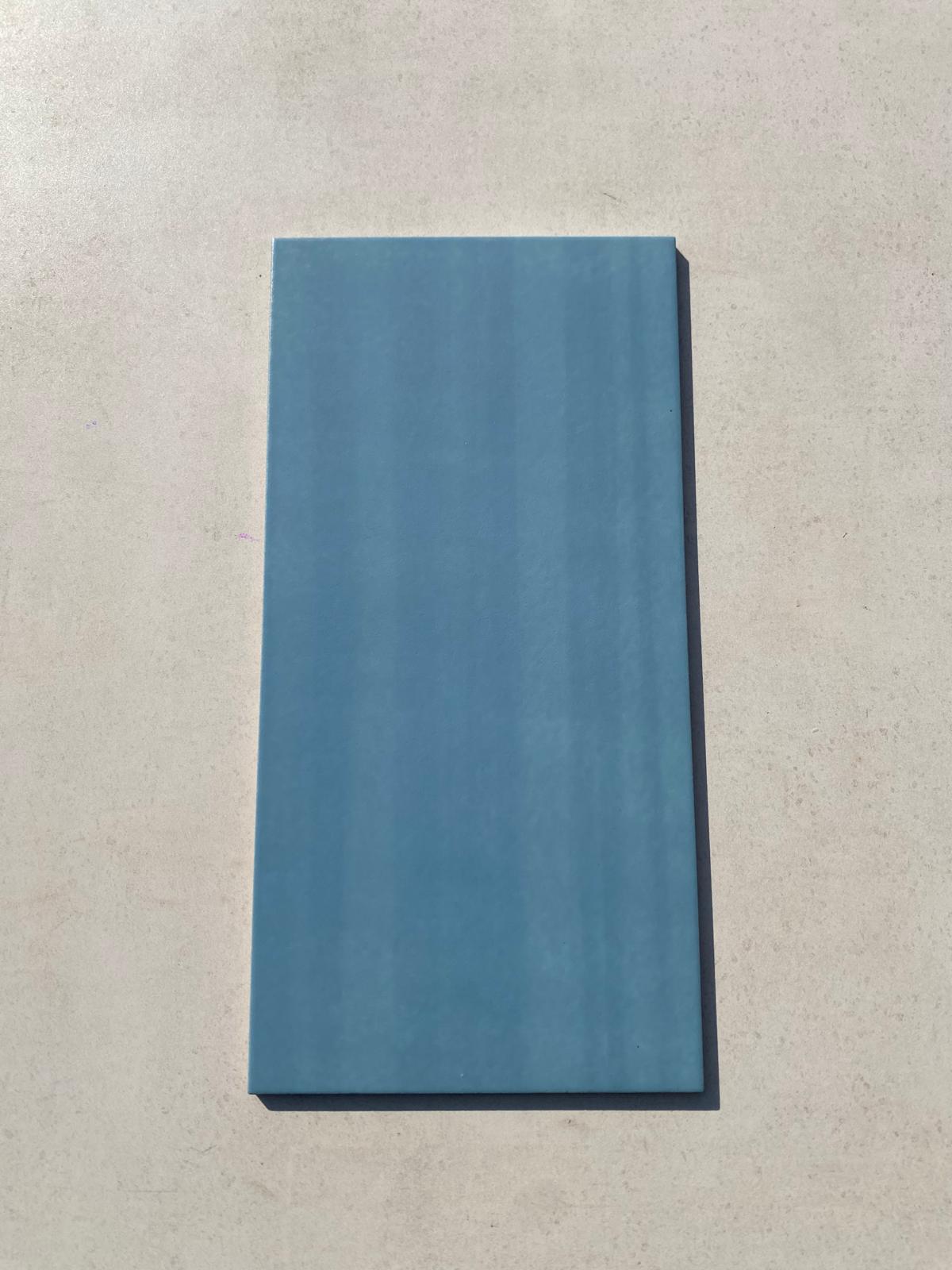 Piastrelle 22x45 Khoin blu matt