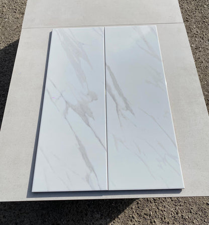 Piastrelle 25x75 Calacatta brillo fondo lucido