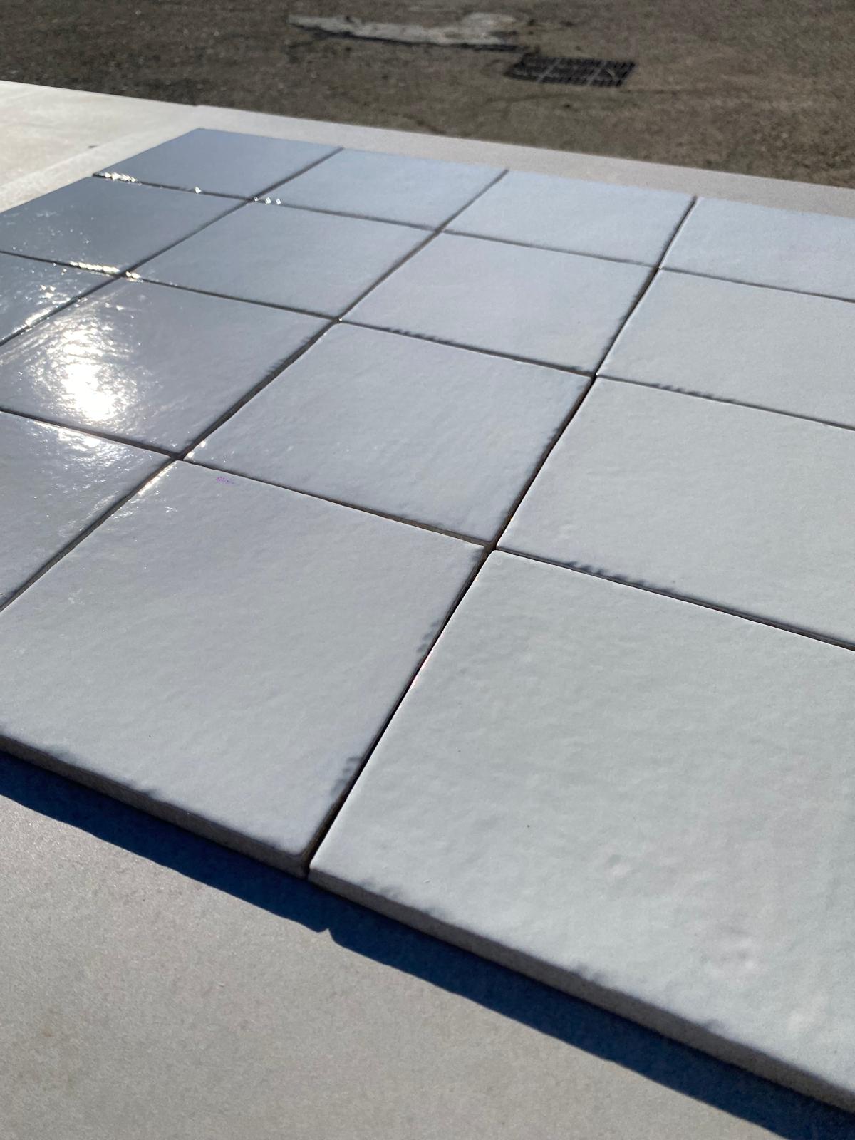 Piastrelle 15x15 Amalfi bianco azzurro lucido