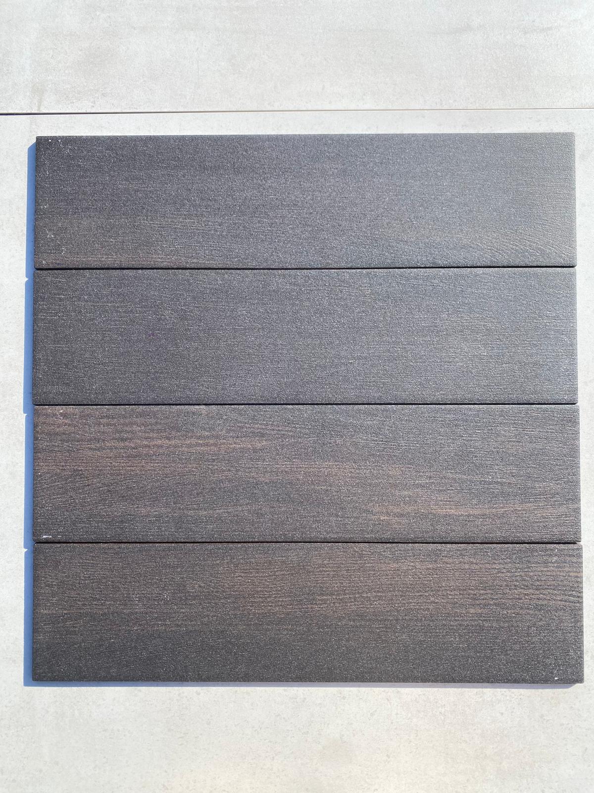 Piastrelle 15x60 Easy wood wengè R11 marrone scuro da esterno