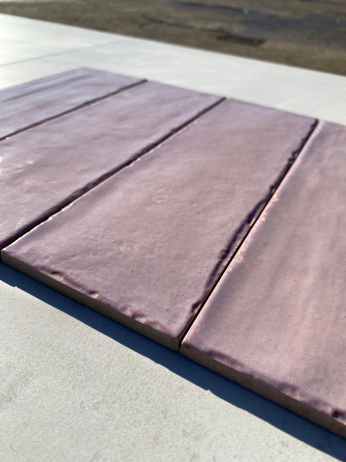 Piastrelle 10x30 Porpora matt Petite maison