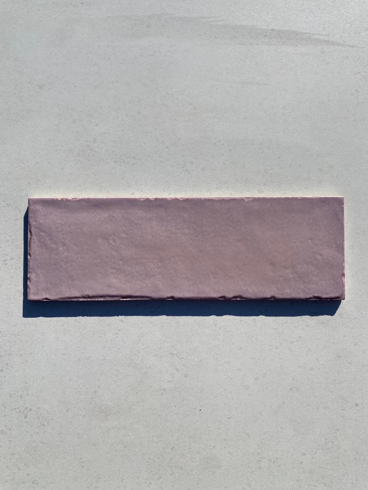 Piastrelle 10x30 Porpora matt Petite maison