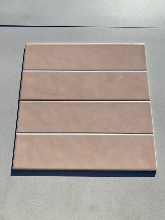 Piastrelle 22.5x45.5 Tif rosa lucido